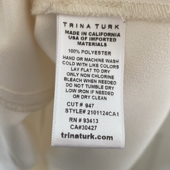 Trina Turk Ruffle Collar Sleeveless Blouse. Size Medium - Picture 6 of 6